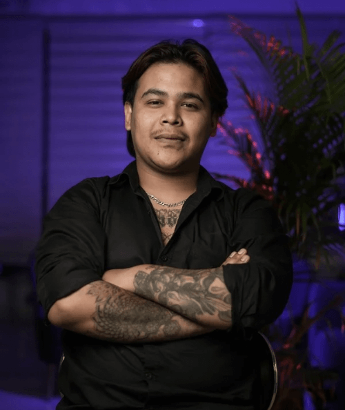 Gaurav is a tattoo artist with 4 years of experience, specializing in Japanese-inspired, black & grey, and geometric tattoos with a bold, modern approach.


Gaurav Satyal
 Tattoo Artist